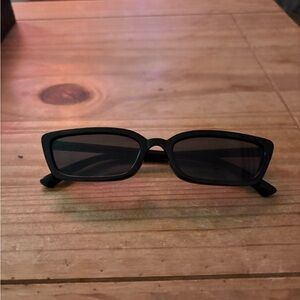 Black Rectangular Sunglasses